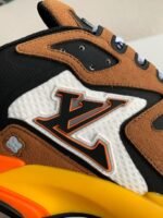 Louis Vuitton Runner Tatic Sneakers - Image 9