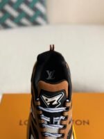 Louis Vuitton Runner Tatic Sneakers - Image 11