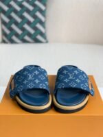 LOUIS VUITTON SLIPPERS - Image 3