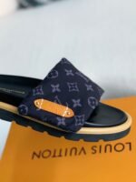 LOUIS VUITTON SLIPPERS - Image 8
