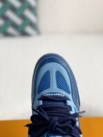 LOUIS VUITTON RUNNER TATIC sneakers - Image 8