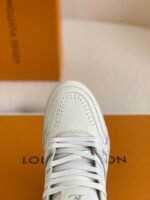 LOUIS VUITTON TRAINER Sneakers Top quality - Image 11