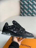 LOUIS VUITTON TRAINER - Image 4
