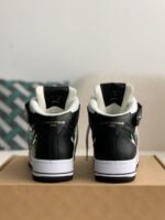 LOUIS VUITTON SNEAKERS - Image 3