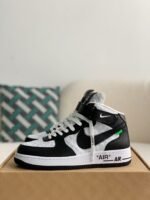LOUIS VUITTON SNEAKERS - Image 11