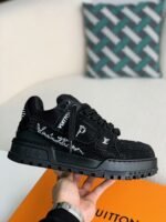 LOUIS VUITTON TRAINER Sneakers - Image 6