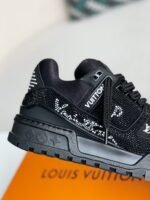 LOUIS VUITTON TRAINER Sneakers - Image 7