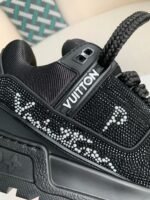 LOUIS VUITTON TRAINER Sneakers - Image 9
