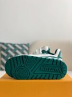 LOUIS VUITTON TRAINER MAXI SNEAKERS - Image 4