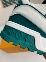 LOUIS VUITTON TRAINER MAXI SNEAKERS - Image 10