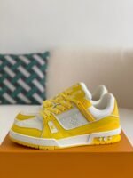 LOUIS VUITTON TRAINER Sneakers - Image 2