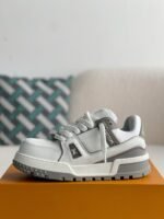LOUIS VUITTON TRAINER MAXI SNEAKERS - Image 4