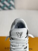 LOUIS VUITTON TRAINER MAXI SNEAKERS - Image 9