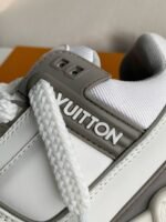 LOUIS VUITTON TRAINER MAXI SNEAKERS - Image 11