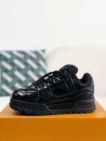 LOUIS VUITTON TRAINER MAXI SNEAKERS - Image 4