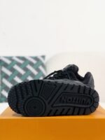 LOUIS VUITTON TRAINER MAXI SNEAKERS - Image 5