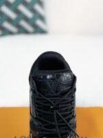 LOUIS VUITTON TRAINER MAXI SNEAKERS - Image 8