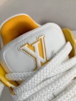LOUIS VUITTON TRAINER MAXI SNEAKERS - Image 11