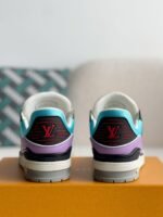 LOUIS VUITTON TRAINER Sneakers - Image 3