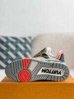 LOUIS VUITTON TRAINER Sneakers - Image 5