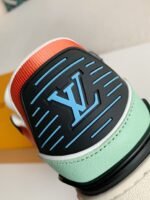LOUIS VUITTON TRAINER Sneakers - Image 15
