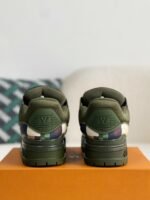 LOUIS VUITTON TRAINER MAXI SNEAKERS - Image 3