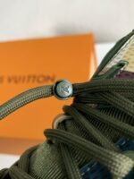 LOUIS VUITTON TRAINER MAXI SNEAKERS - Image 10