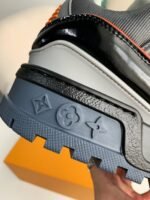 LOUIS VUITTON TRAINER MAXI SNEAKERS - Image 15