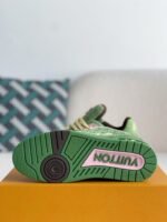 LOUIS VUITTON SNEAKER - Image 5