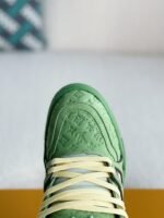 LOUIS VUITTON SNEAKER - Image 9