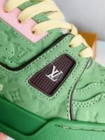 LOUIS VUITTON SNEAKER - Image 11