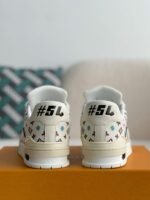 LOUIS VUITTON SNEAKER - Image 3