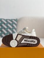 LOUIS VUITTON SNEAKER - Image 5