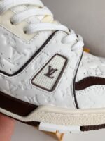 LOUIS VUITTON SNEAKER - Image 13