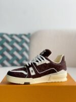 LOUIS VUITTON SNEAKER - Image 4