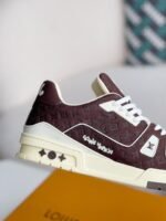 LOUIS VUITTON SNEAKER - Image 7
