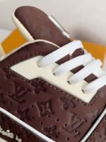 LOUIS VUITTON SNEAKER - Image 13