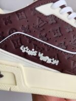 LOUIS VUITTON SNEAKER - Image 14