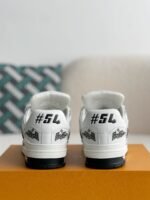 LOUIS VUITTON SNEAKER - Image 3