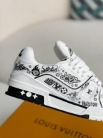LOUIS VUITTON SNEAKER - Image 7