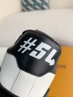 LOUIS VUITTON SNEAKER - Image 14