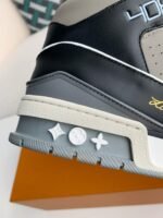 LOUIS VUITTON TRAINER SNEAKERS - Image 15