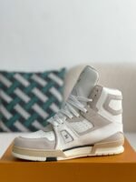 LOUIS VUITTON TRAINER SNEAKERS - Image 4