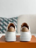 LOUIS VUITTON SNEAKER - Image 3