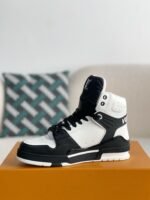 LOUIS VUITTON TRAINER SNEAKERS - Image 4