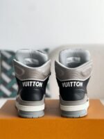 LOUIS VUITTON TRAINER SNEAKERS - Image 3