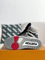 LOUIS VUITTON TRAINER SNEAKERS - Image 5