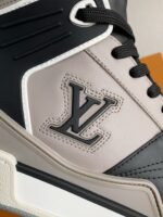LOUIS VUITTON TRAINER SNEAKERS - Image 13