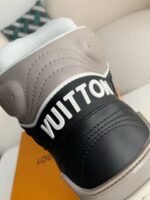 LOUIS VUITTON TRAINER SNEAKERS - Image 16