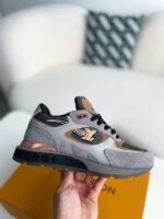 LOUIS VUITTON Low-top running shoes - Image 6